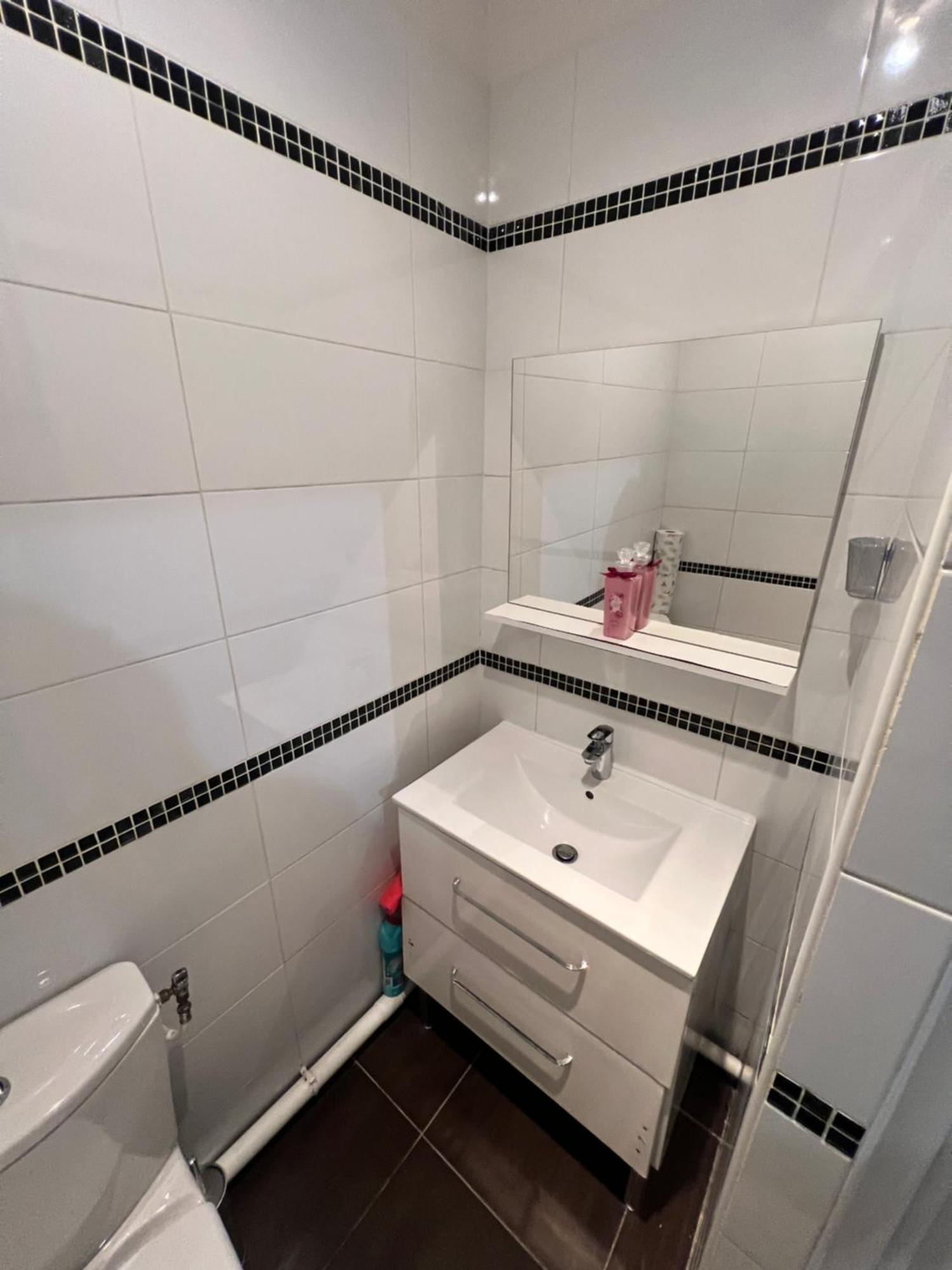 Renovated Gem 15 Mins Train To Paris * Sarcelles