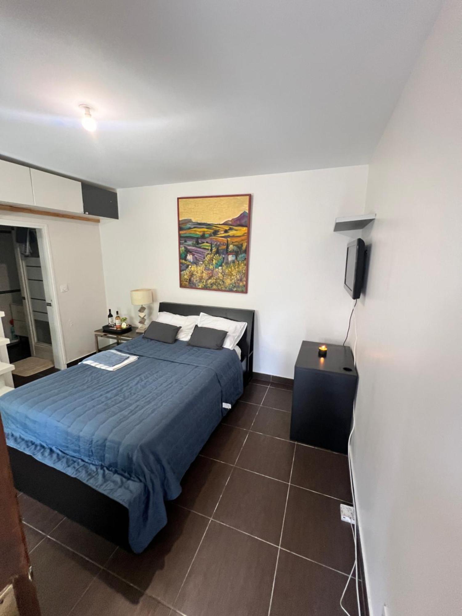 Renovated Gem 15 Mins Train To Paris